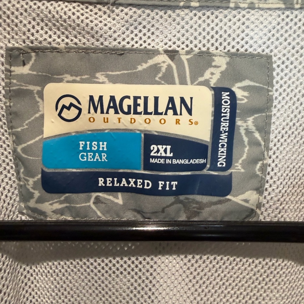 Magellan Outdoors Men’s Gray & White Camo Short-Sleeve Button-Down Shirt - Picture 3 of 4